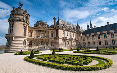 beautiful city of chantilly