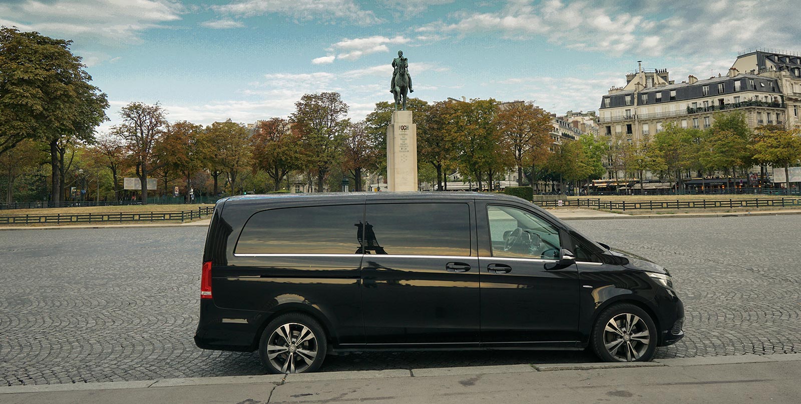 Well-maintained Mercedes-Benz V-Class minivan for reliable Paris airport transportation and family travel