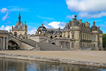Thumbnail: Chantilly museum - door-to-door private shuttle with no extra luggage charges