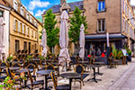 Family-friendly transfer service to Chartres with free child seats - Paris airport shuttle