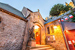 Thumbnail: Causeway at low tide - comfortable private tours from Paris