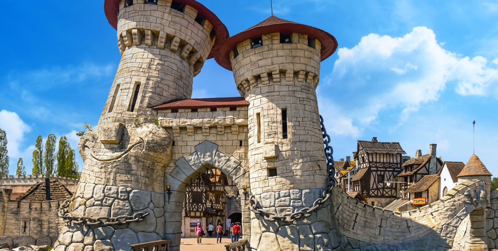 Affordable Parc Astérix transportation from Paris airports - Easy Go Shuttle private transfers with no hidden charges