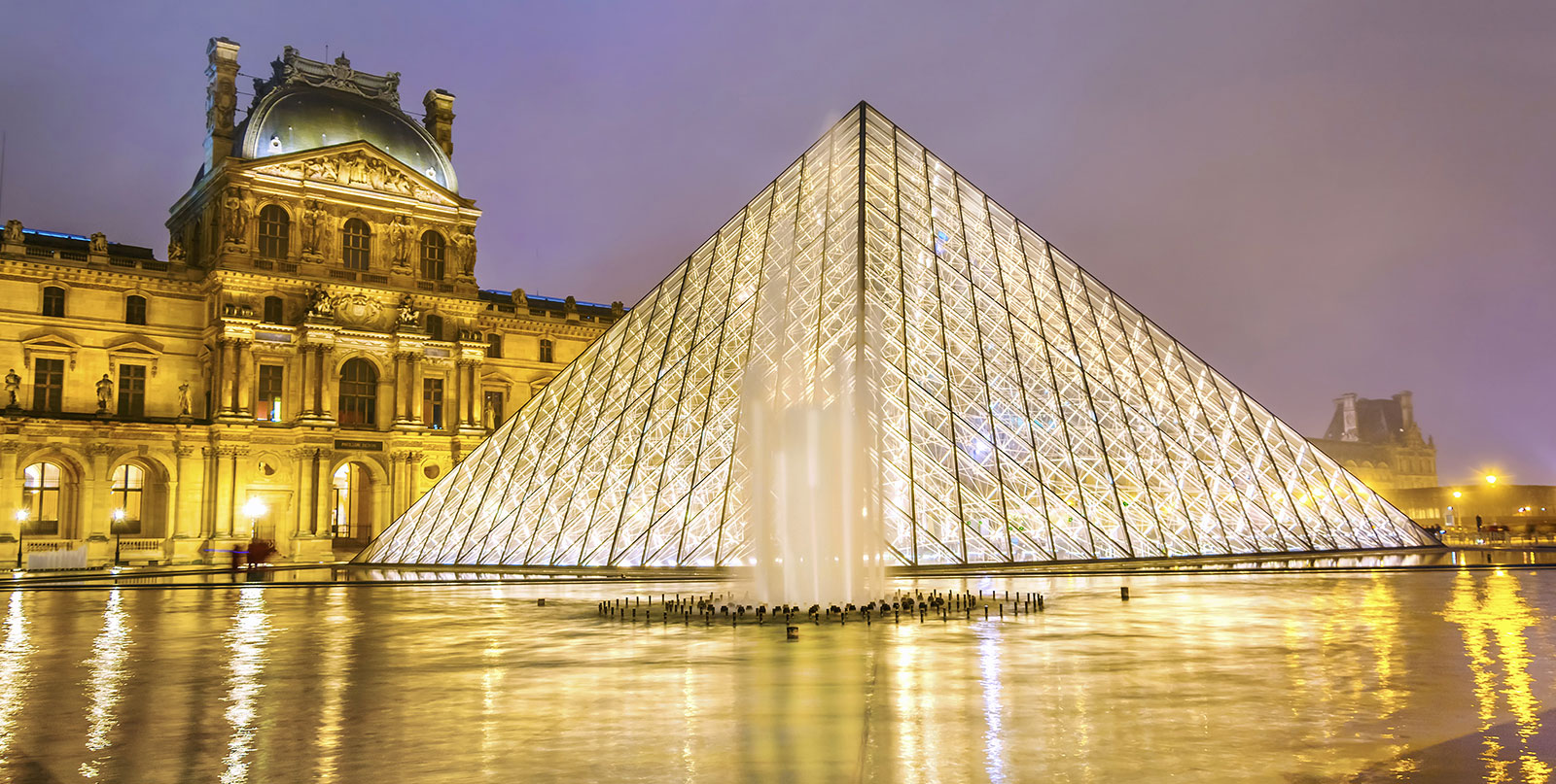 Paris airport shuttle to city attractions - Pont Alexandre III with Easy Go Shuttle
