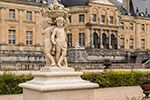 Thumbnail: Interior of Vaux Le Vicomte - comfortable Paris transportation with child seats